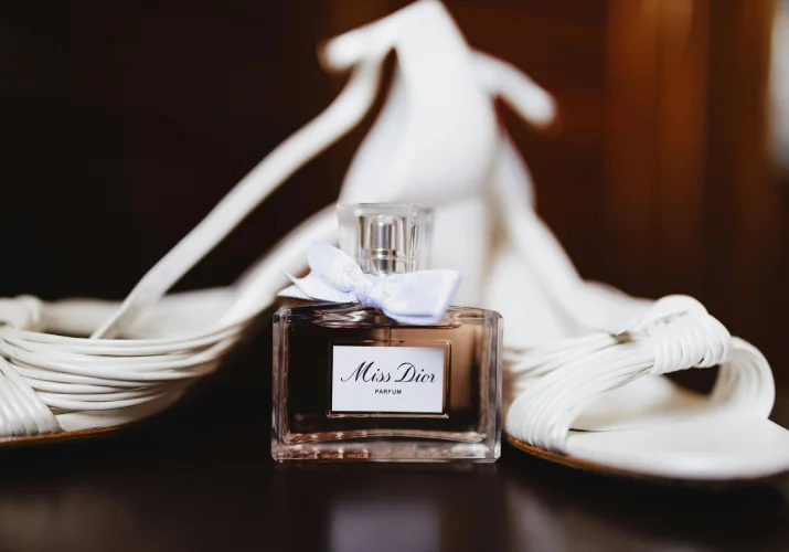 Erilised Diori parfüümid kirjutavad sensatsioonilist ajalugu>