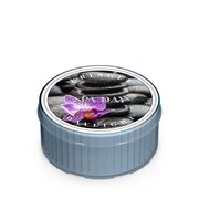 Kringle Candle Spa päevalõhnaline küünal (35 g)