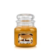 Country Candle Smoke & S'mores keskmine kahe tahiga lõhnaküünal (453 g)