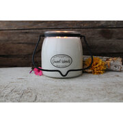MILKHOUSE CANDLE Sweet Woods lõhnaküünal BUTTER JAR 2-tahti (454 g)