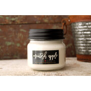 MILKHOUSE CANDLE McIntosh Apple lõhnaküünal Farmhouse Jar (198 g)