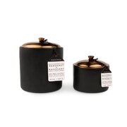Paddywax HYGGE BLACK BERGAMONT + MAHOGANY 3-Wick lõhnaküünal (15 untsi / 425 g)