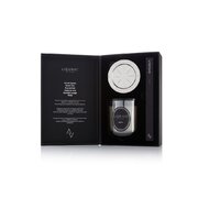 LADENAC Urban Senses Eau de Cypress lõhnaküünal (200 g) kinkekarbis