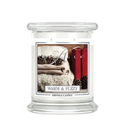 Kringle Candle Warm & Fuzzy lõhnav küünal, keskmine 2 tahiga (411 g)