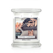 Kringle Candle Knitted Cashmere lõhnav küünal, keskmine 2-tahat (411 g)
