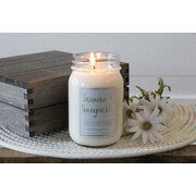 MILKHOUSE CANDLE Jasmiini ja kuslapuu lõhnaküünal Farmhouse Jar (368 g)