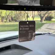 Milkhouse Candle Oatmeal, Milk & Honey autolõhn